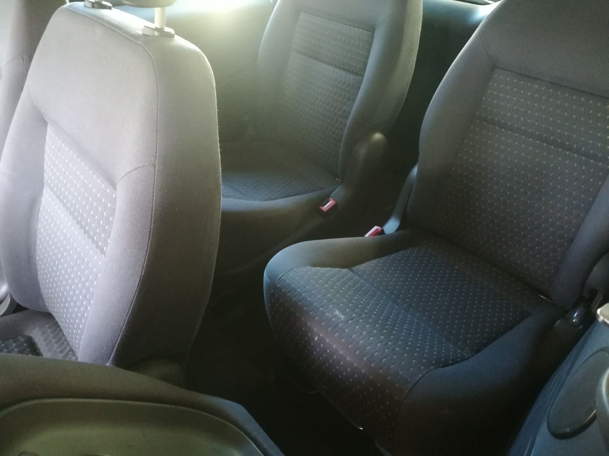 Продавам Сеат алхамбра 7места автоматик 1.9тди116к.с