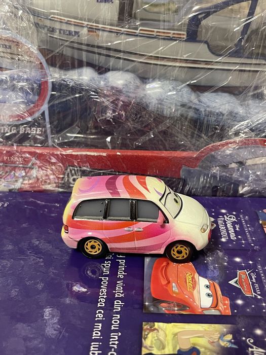 Cars disney Claire Gunz’er
