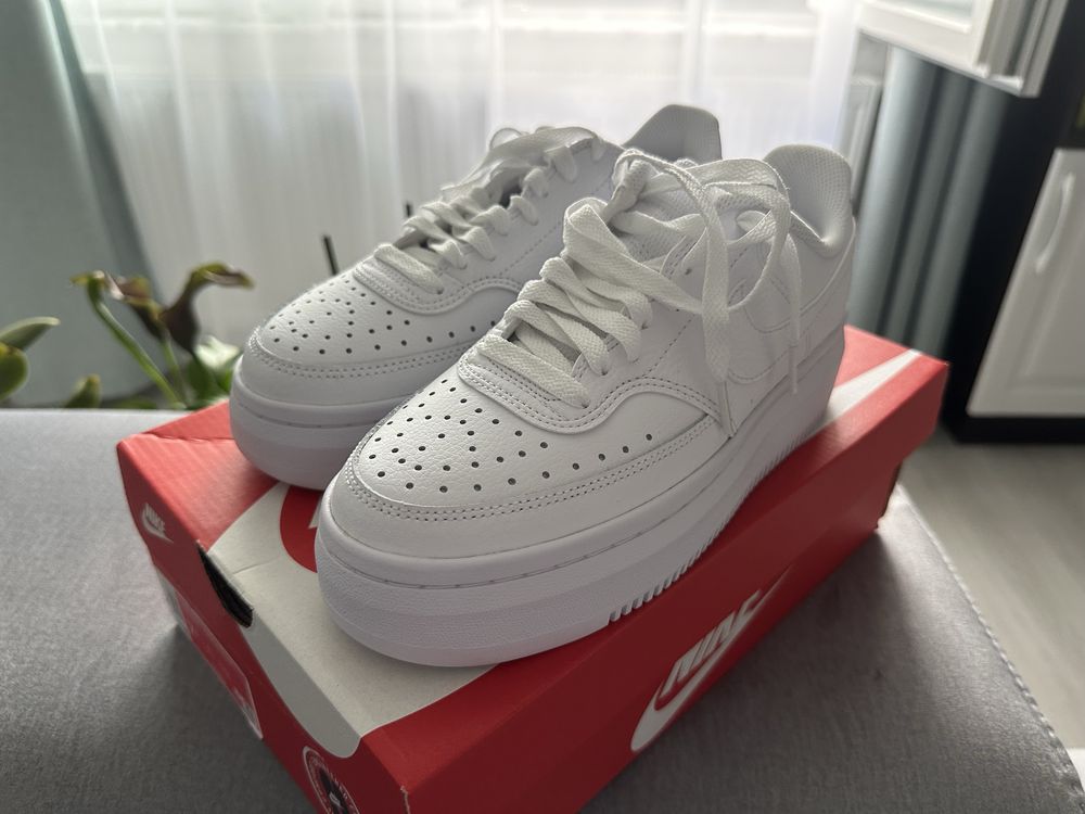 Pantofi sport dama Nike Court Vision Alta LTR