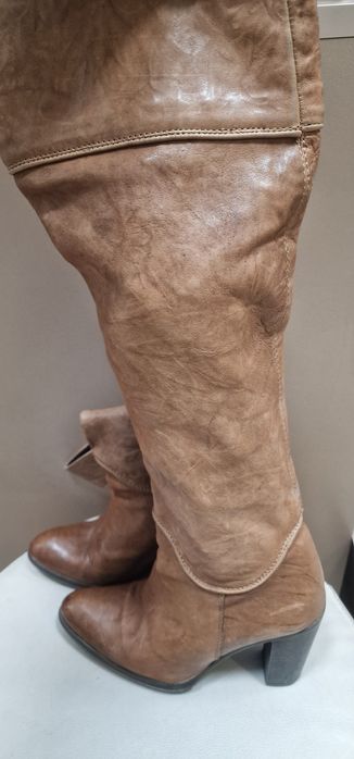 Ботуши Sisley – естествена кожа,35- 36 номер – 25 лв.