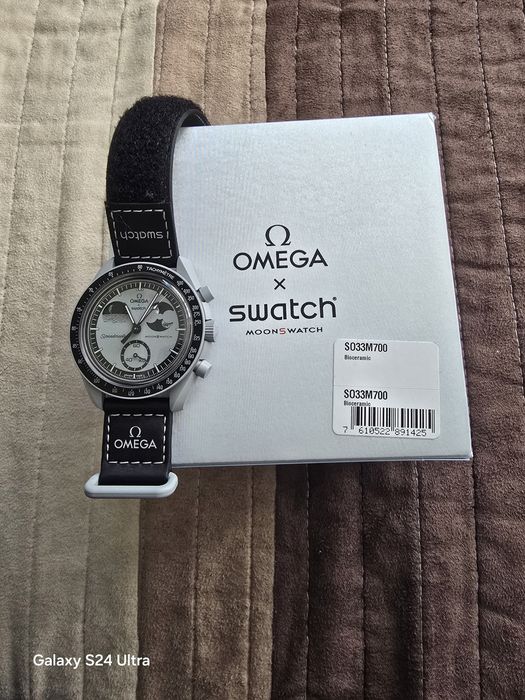 Swatch x Omega Bioceramic Moonswatch Mission to Earthphase