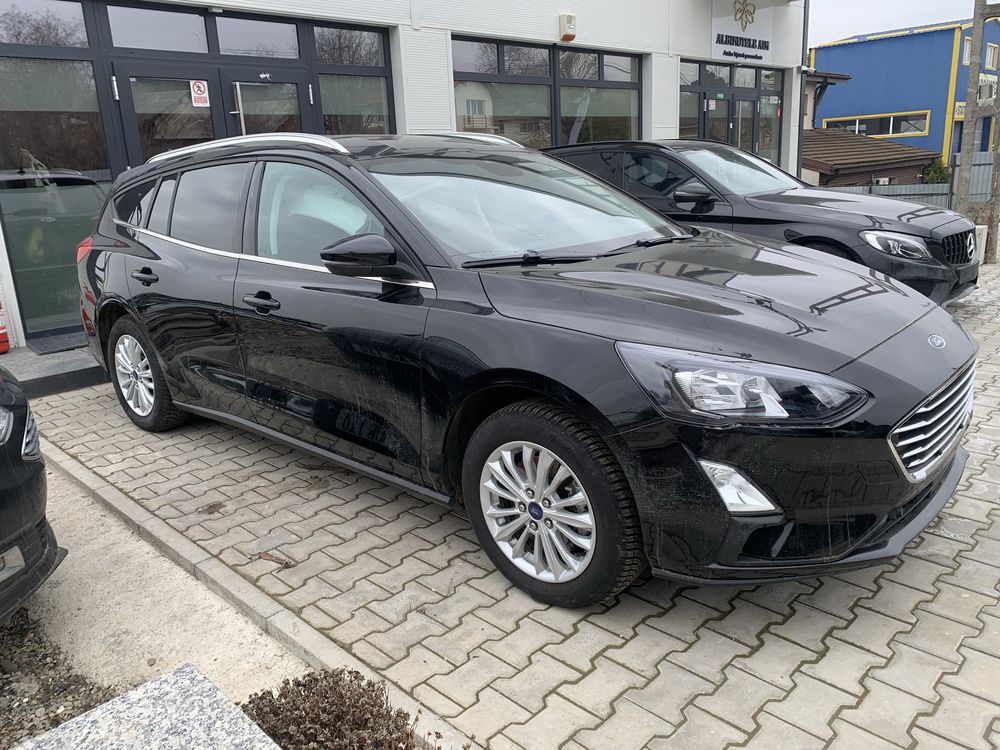 Dezmembrez Ford Focus 4 MK4 an 2022 1.0 ECOBOOST 92 KW B7DA  14.000 km