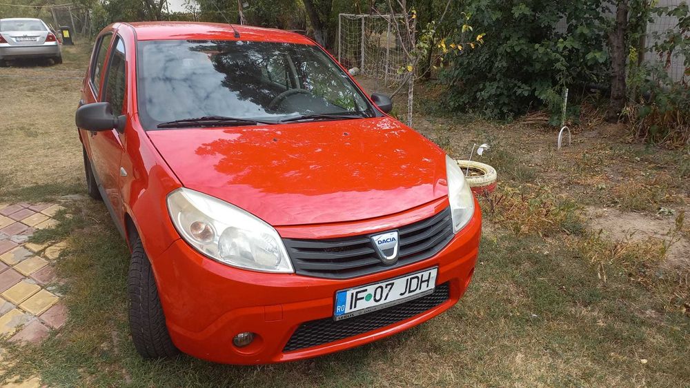 Vând Dacia Sandero
