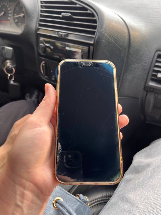 Продам Iphone 12 128 гб