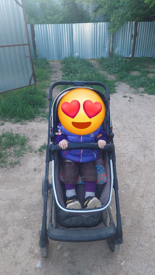 Продам детскую коляску