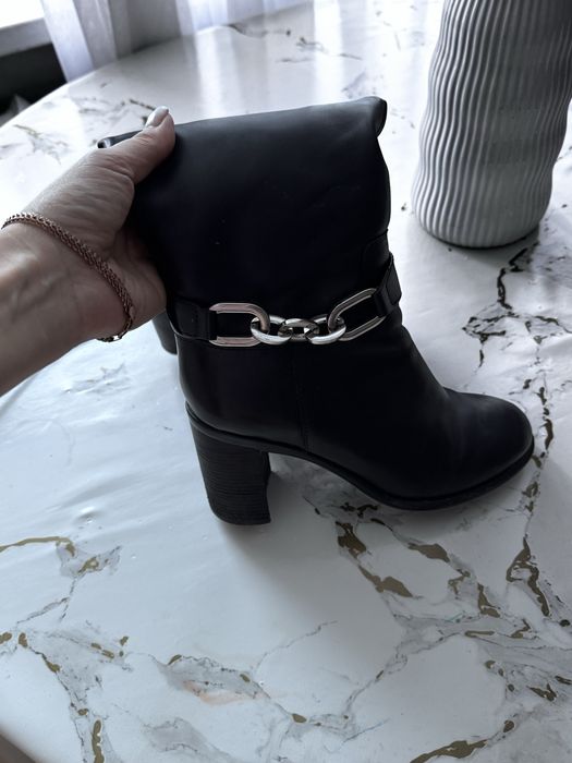 Продам сапоги кожанные