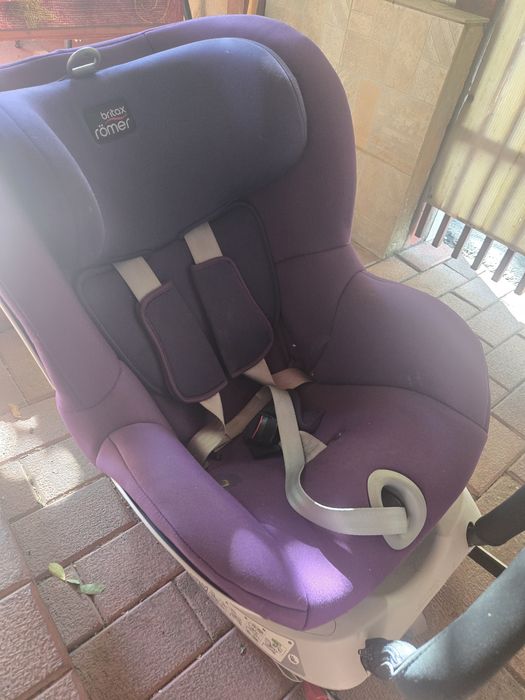 Scaun auto Britax Romer cu isofix