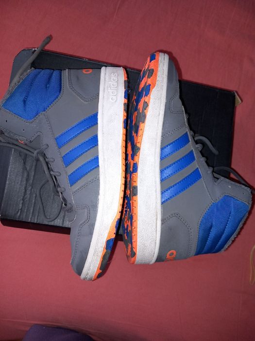Оригинални кецове Adidas , 36 номер