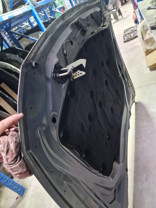 Bara fata capota fata bmw f10 f11 space grau metalic a52