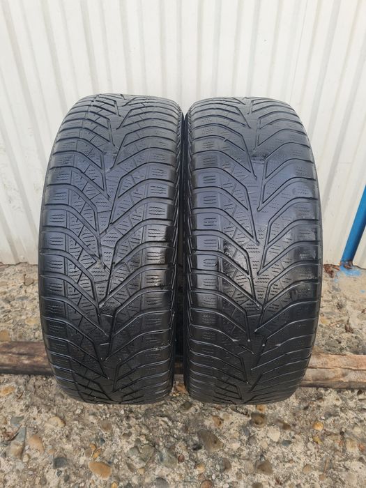 2 Anvelope de iarna *235/55R19 *YOKOHAMA*LICHIDARE STOC*75 Lei Buc*