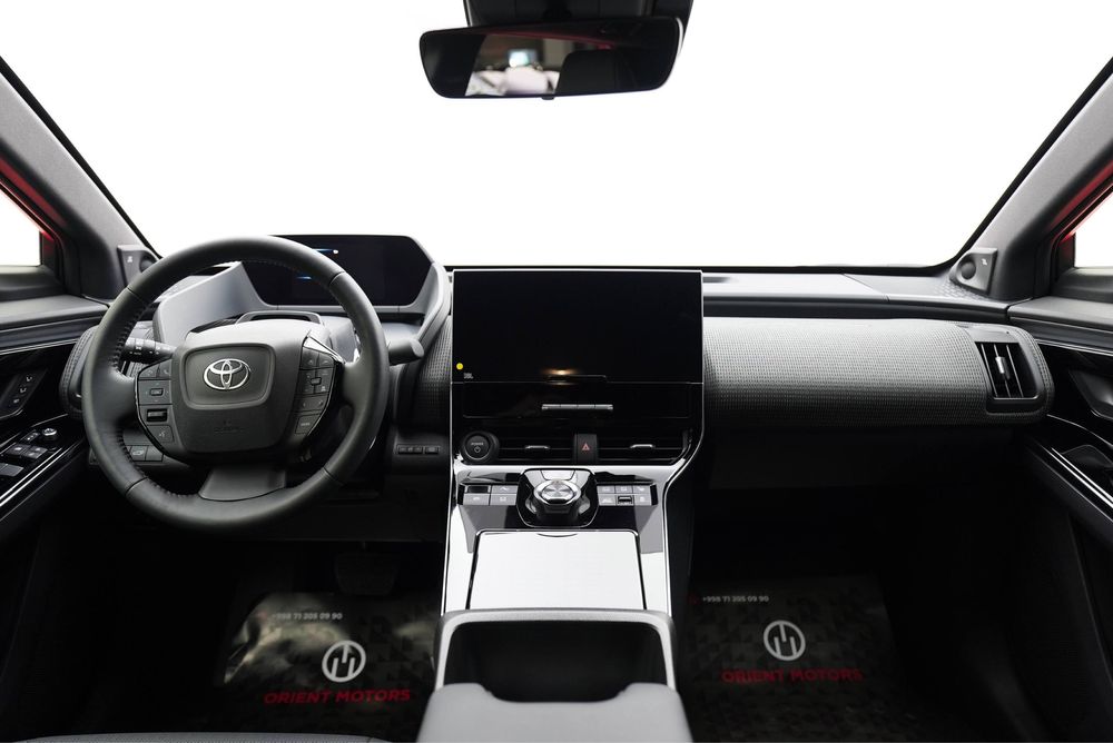 Toyota BZ4X ( Made in Japan )