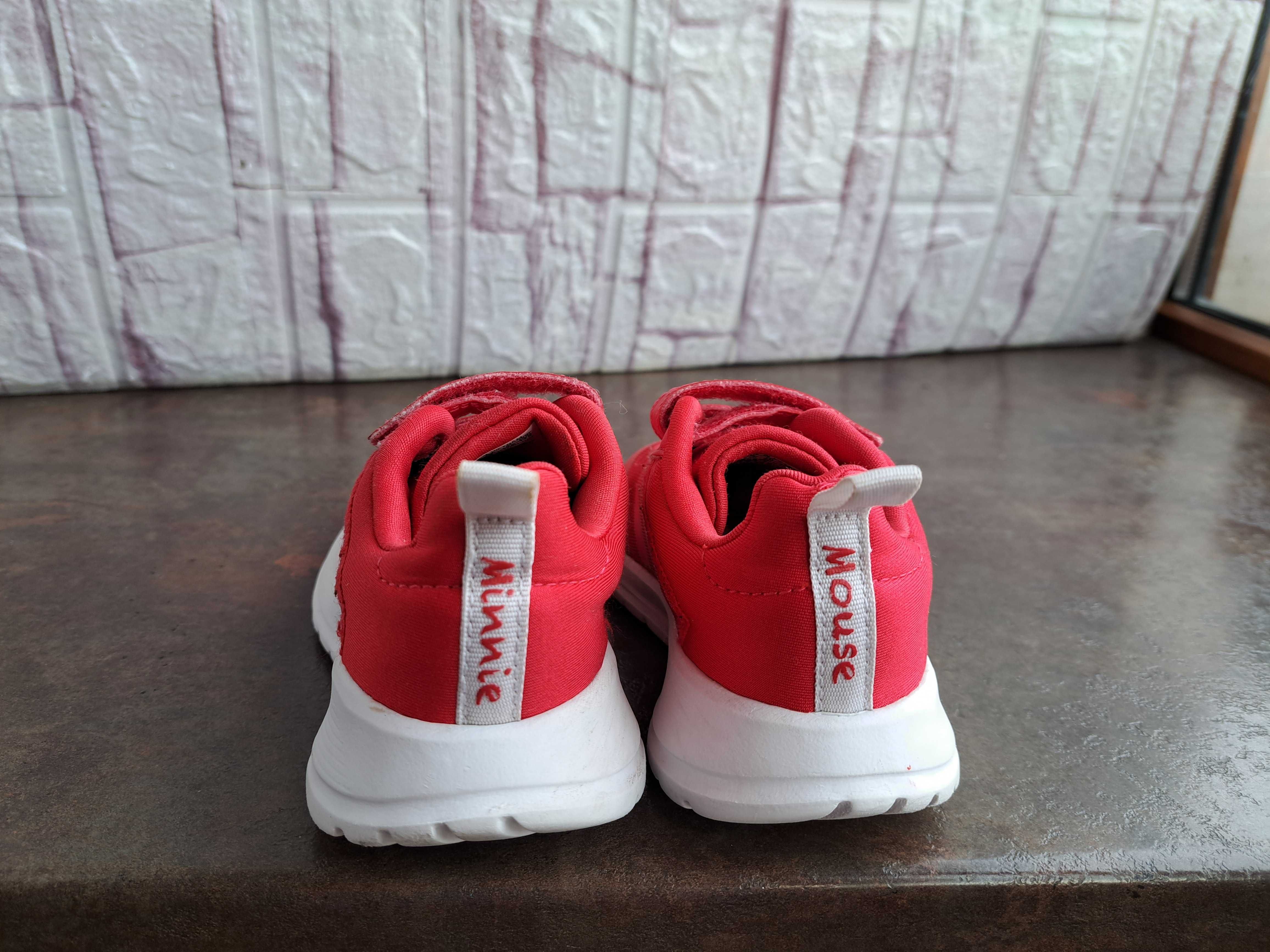 детски маратонки,кецове,спортни обувки,Adidas,адидас,ном 25,за момиче