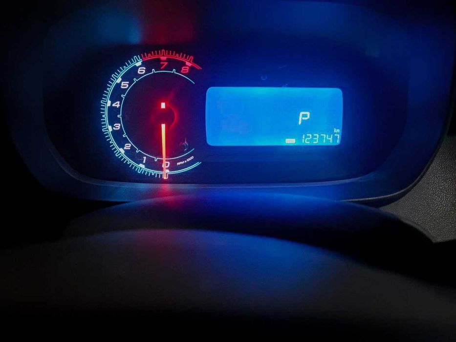 Chevrolet Cobalt LTZ 2013 — Серебристый, один хозяин, без вложений!