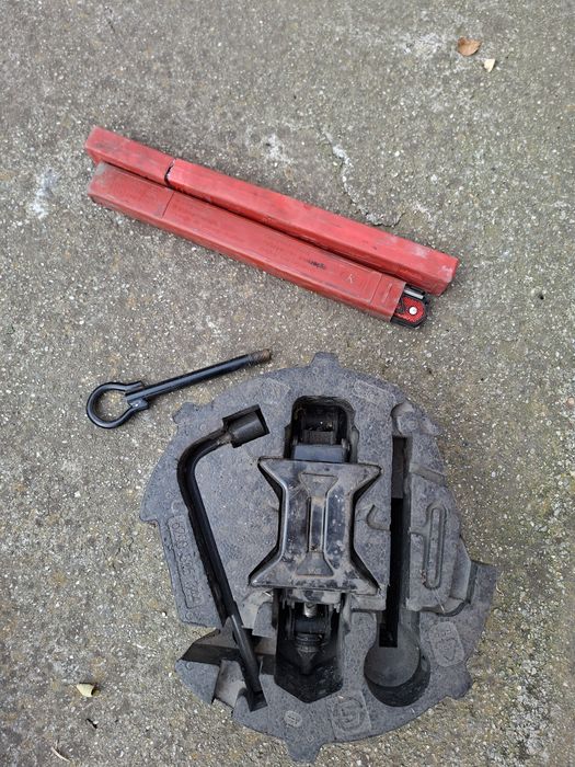 Kit roata rezerva Renault