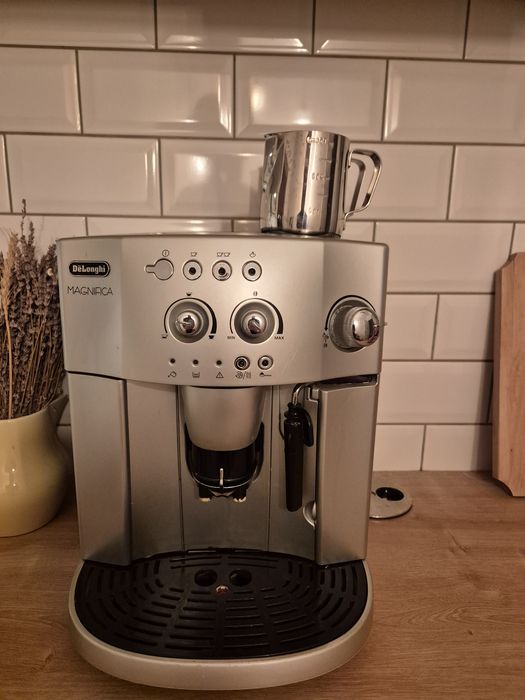Vand Delonghi Magnifica