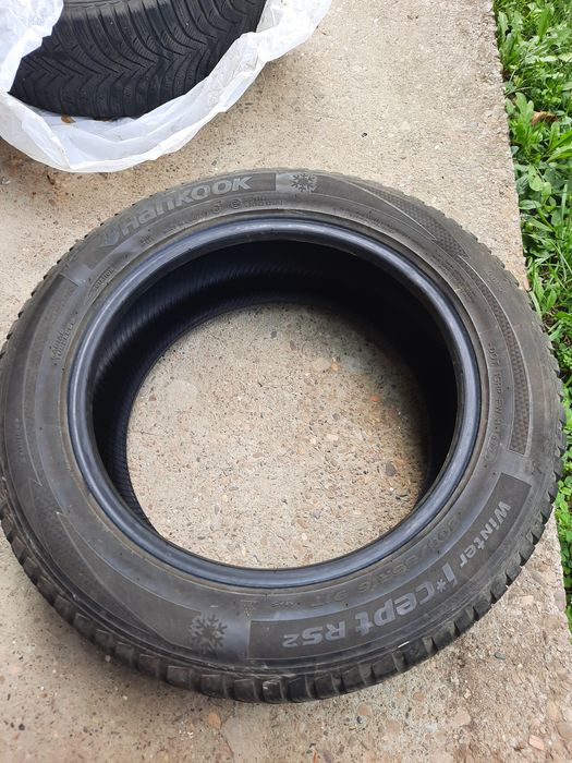 2 × Anvelope iarnă Hankook 205/55/R16