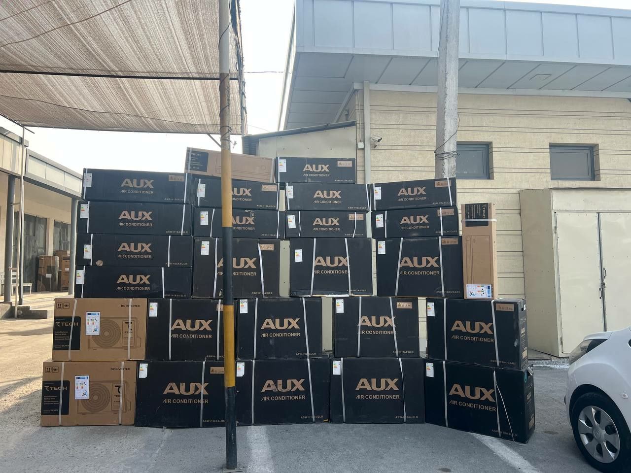 AUX JLR 12 tentlik