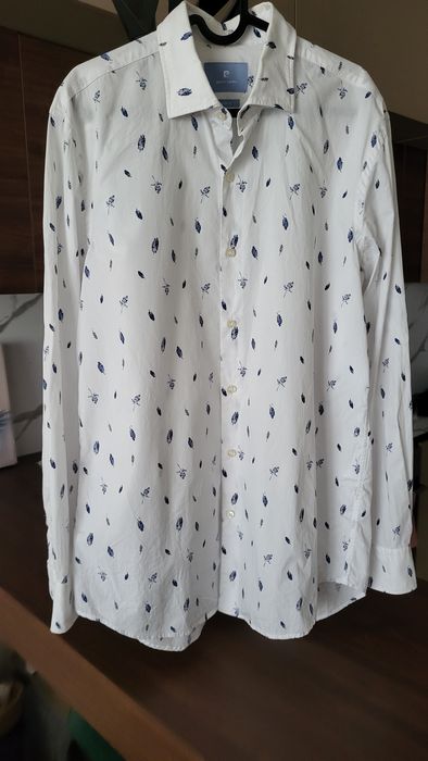 Продавам мъжка риза