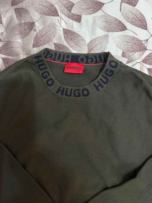 Мъжки пуловер HUGO в L/XL размер