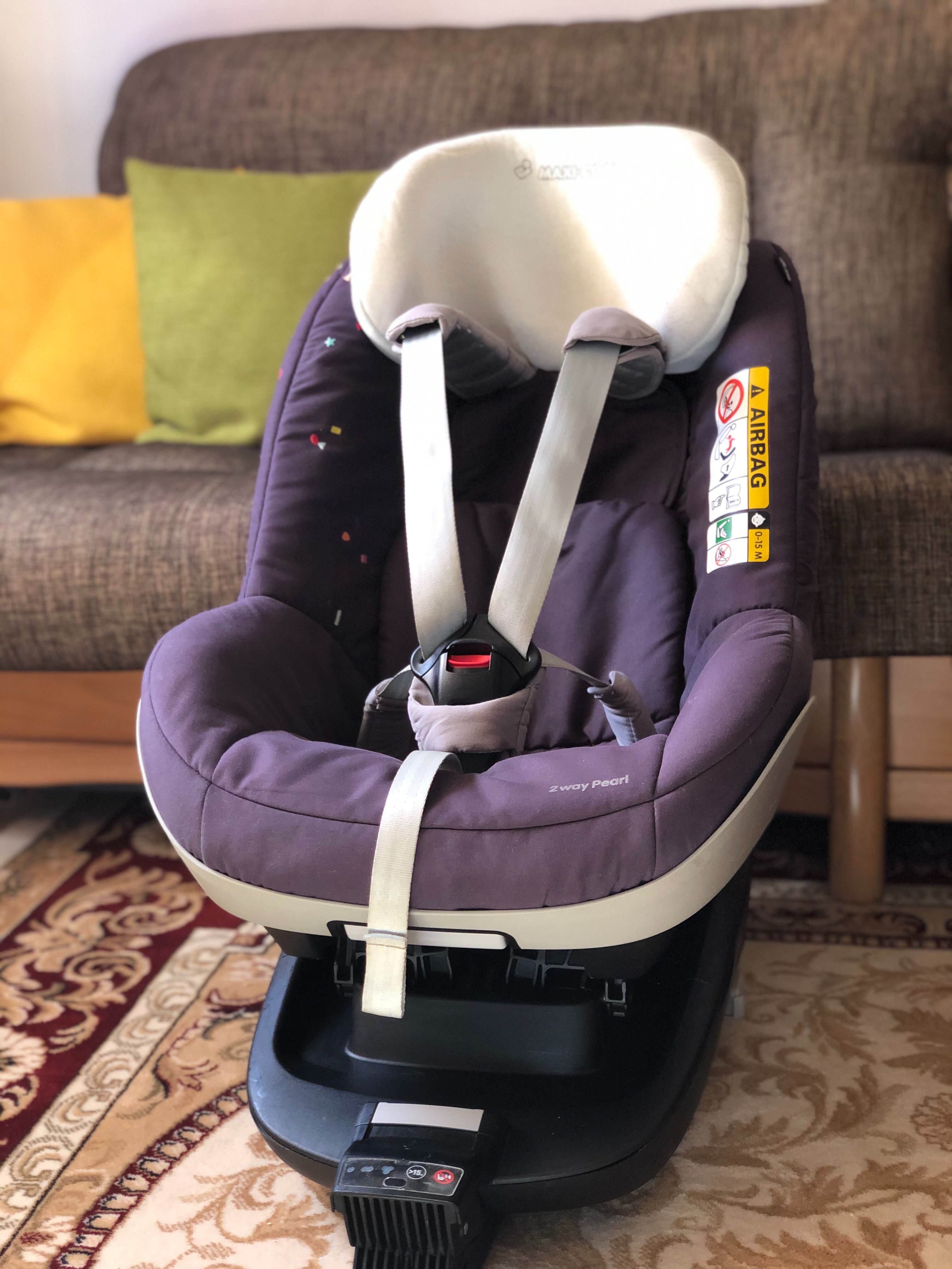 Maxi Cosi 2Way Pearl, scoica Pebble, baza Isofix