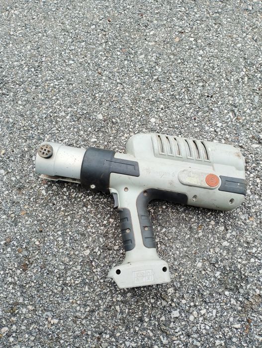 Акумулаторна преса Viega-За части