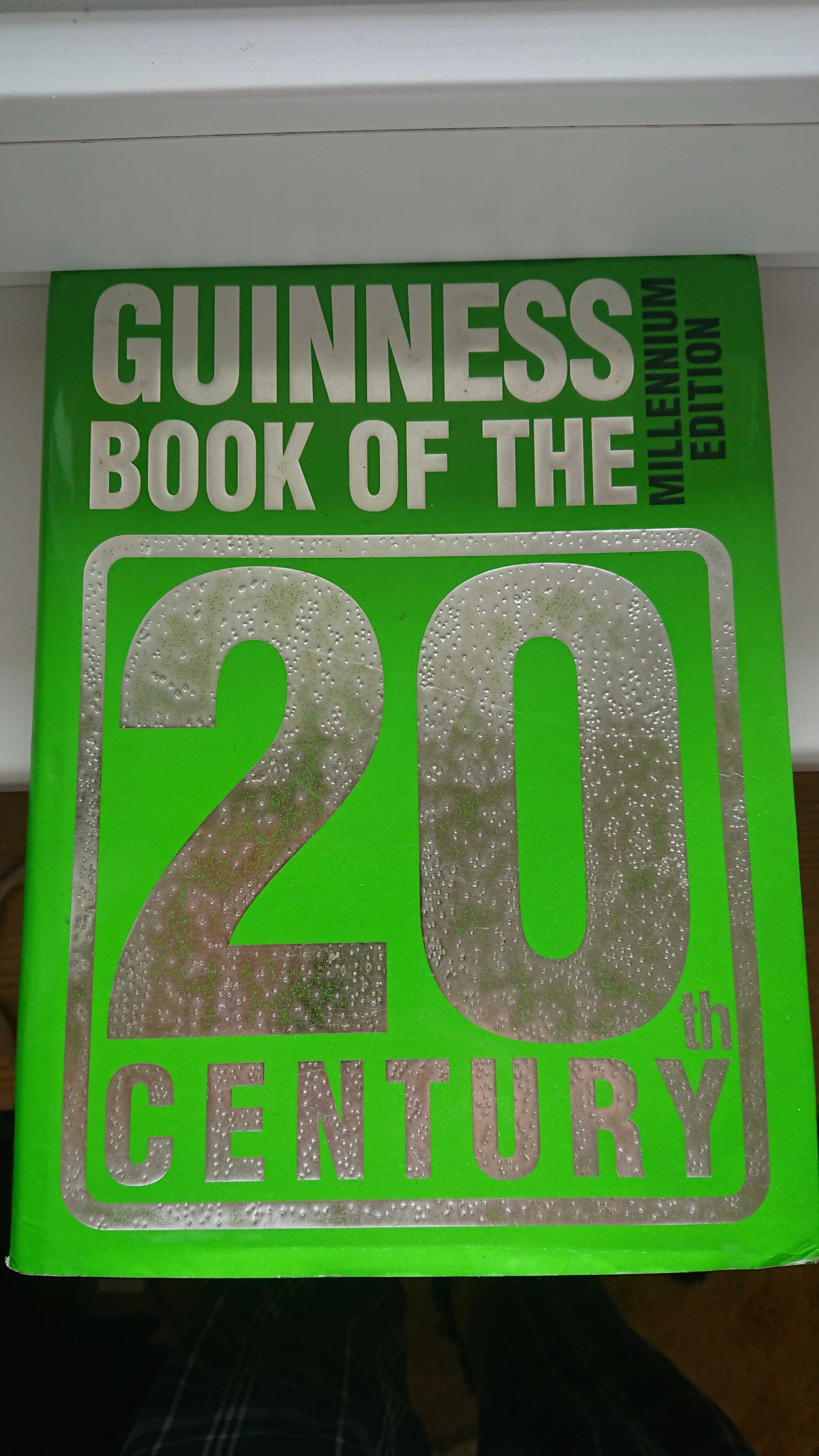 Guinness Book of the 20th Century Книга на Гинес 20ти Век