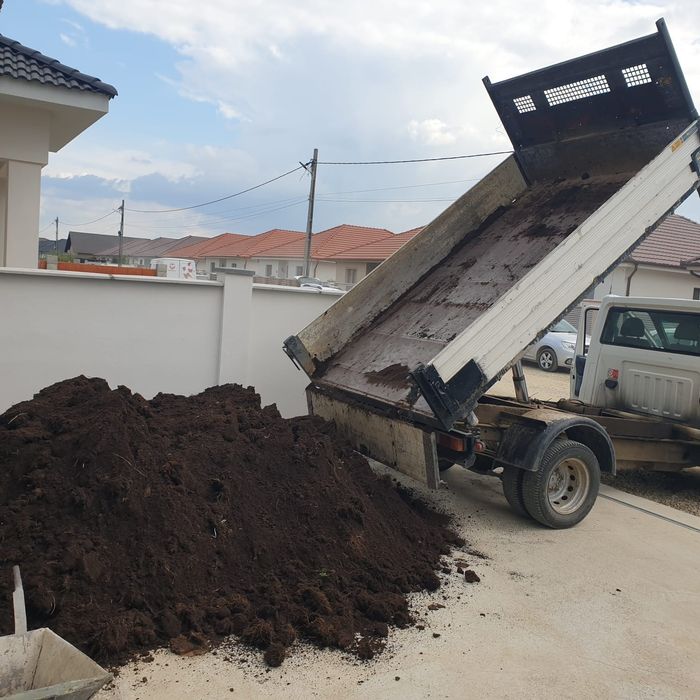 Pamant gradina hamuca nisip pietris sort moloz transport marfa