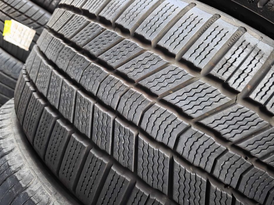 2бр Зимни гуми 275 35 22 - Continental - DOT 2024