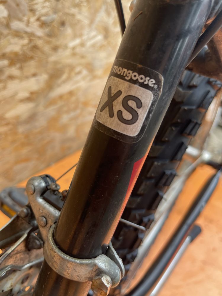 Bicicleta mongoose cadru aluminiu roti 24” cadru xs