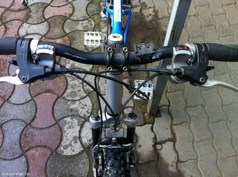 bicicleta MTB