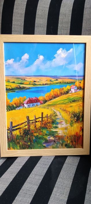 Хармония-пасторална сцена с къщичка, поток и диви цветя, идеална за до