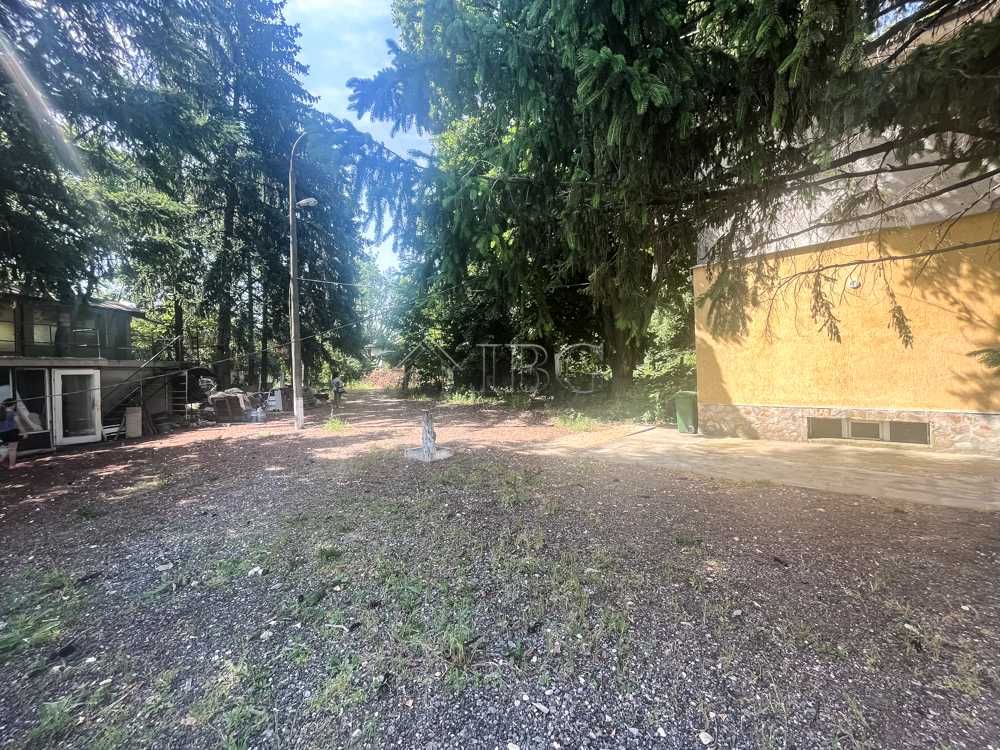 Продава се Двустаен апартамент в Русе, Център - 65 кв.м за 508 €/кв.м - Снимка #14