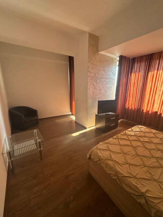 Inchiriez garsoniera central