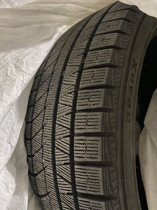 225 45 R 19 липучки зимние 2022 года RoadX