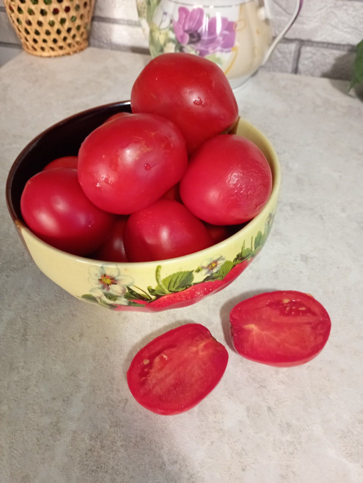 Хорошие семена  вкусных помидор со своего огорода