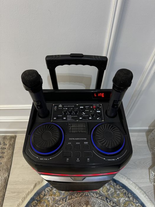 Karaoke kalonka – 2 mikrofoni, Bluetooth USB, kuchli ovoz va LED