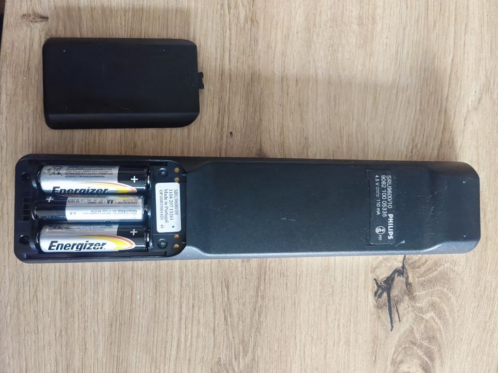 Philips универсално дистанционно 8in1