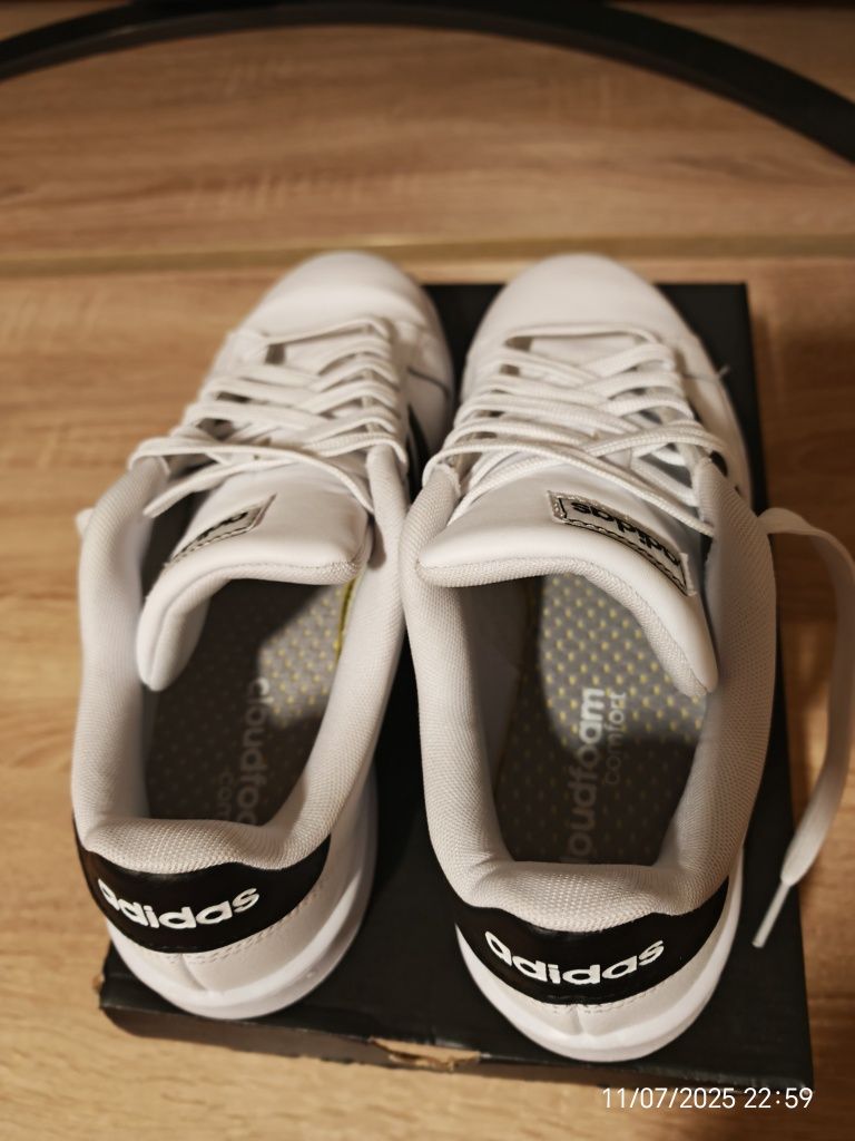 Adidas Originals