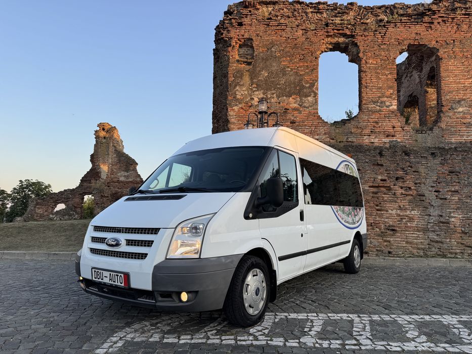Ford Transit 8+1 locuri an 2013