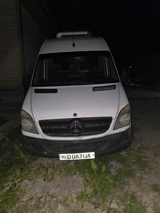 Mercedes sprinter sotiladi xolati yaxshi