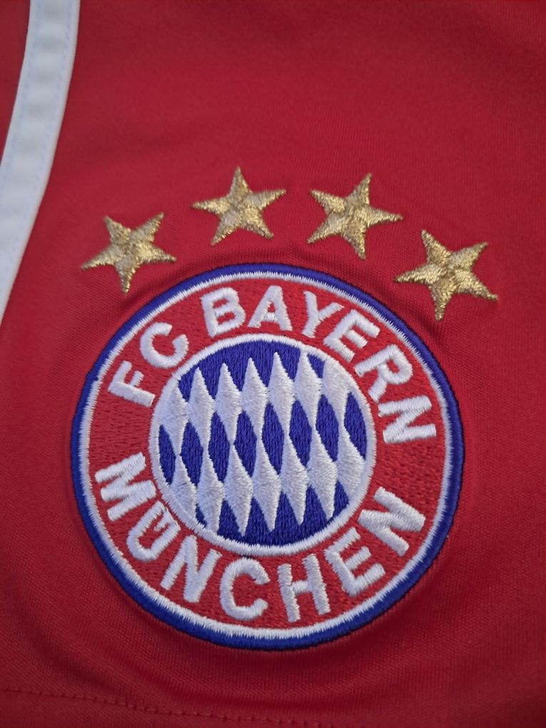 Къси панталони Bayern Munchen размер L Adidas