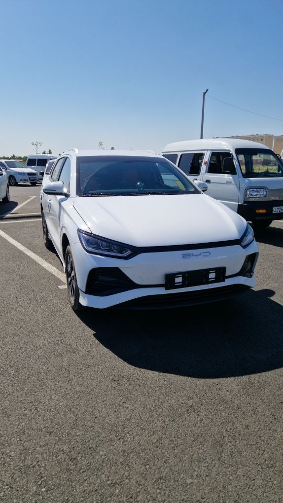 Byd e2 luxury 2023