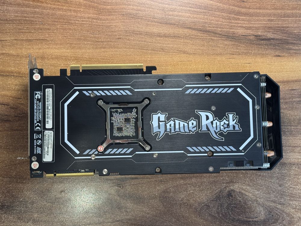 Продаю видеокарту RTX 2080 Super GameRock palit