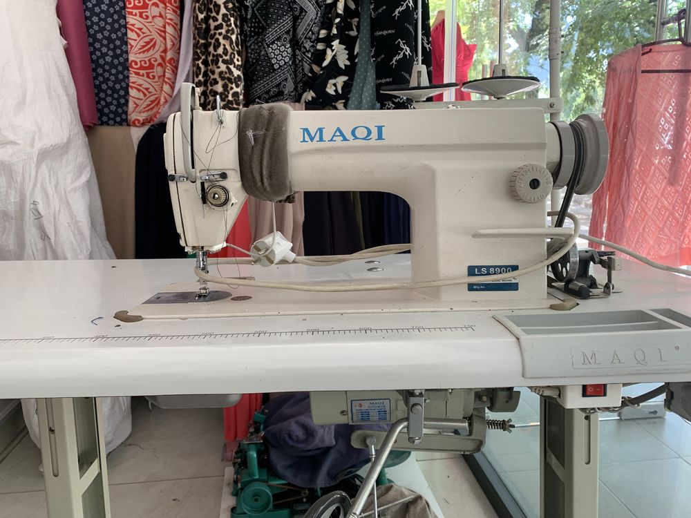 Швейная машинка Maqi