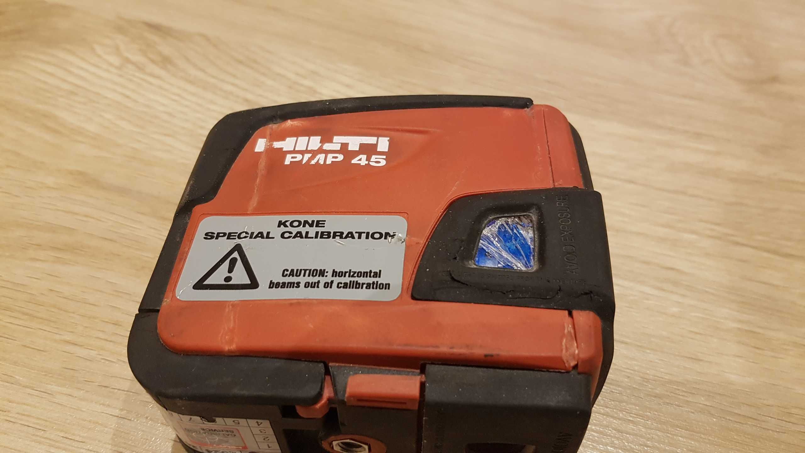 nivela laser in 5 puncte HILTI PMP 45 cu defect