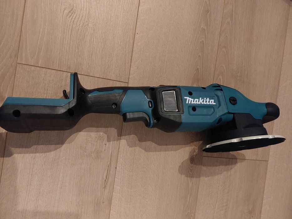 Masina de polisat orbitala Makita DPO600