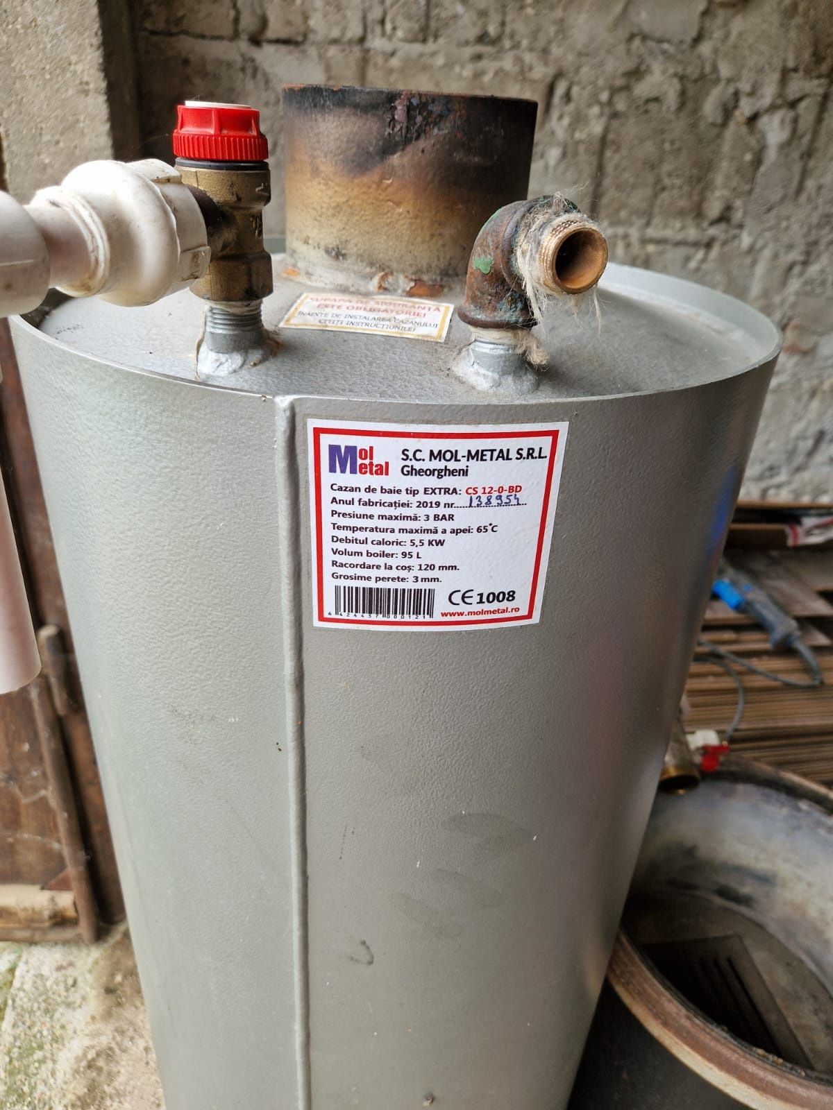 Boiler cu focar 95l