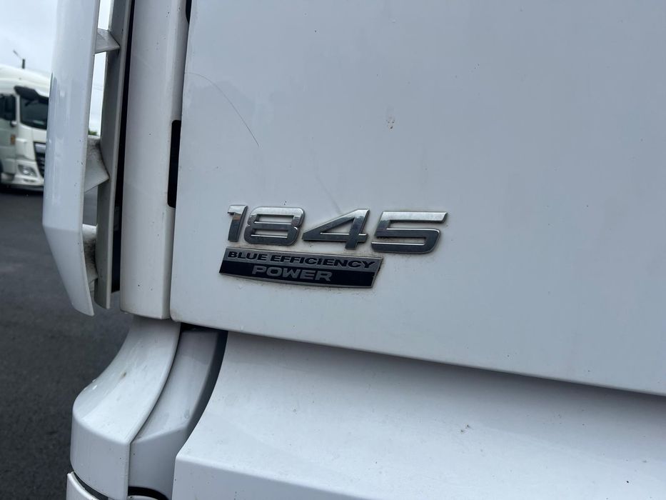 Autotractor Mercedes-Benz