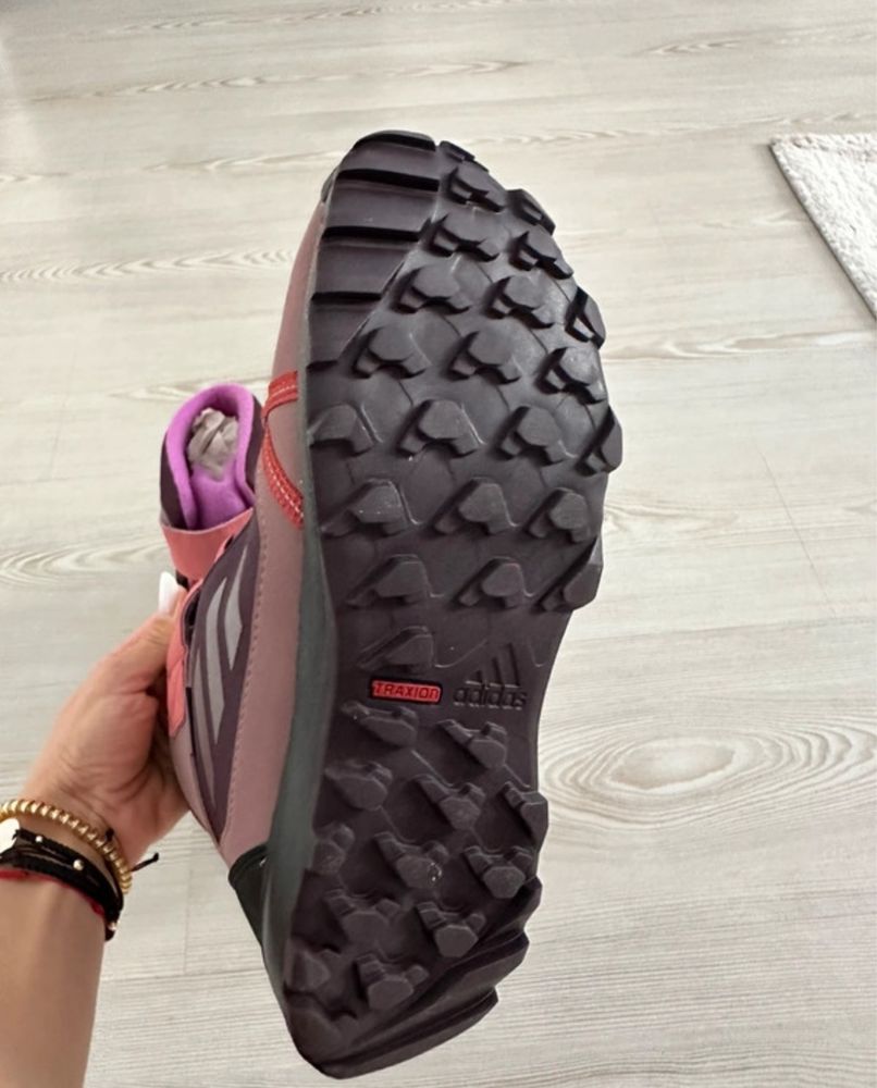 Ghete Adidas Terrex