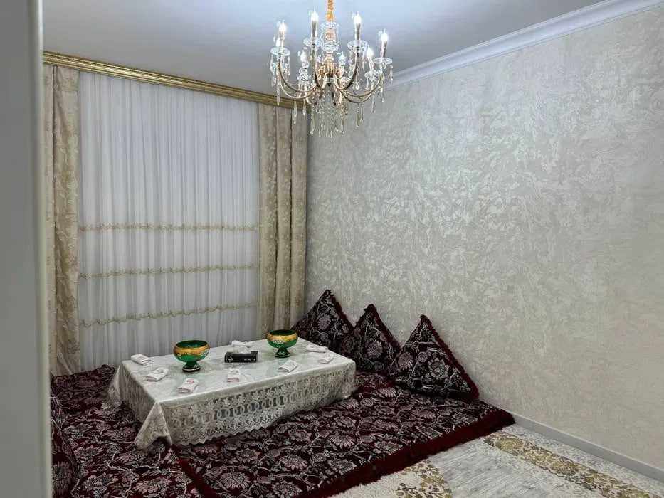 СРОЧНО 4хонали уй сотилади Коракамиш, Парк победа Олмазор, (П)